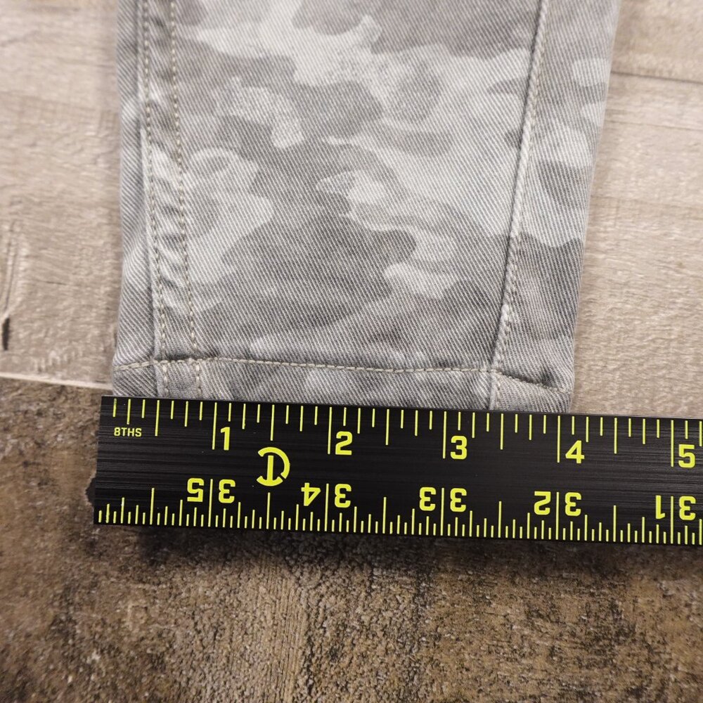Spanx Stretch Twill Cargo Pants women's extra small urban camo - Picture 9 of 12